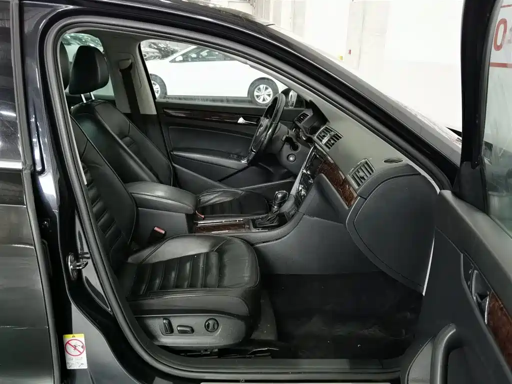 Passat 2011 1.8TSI DSG Yuzun Edition