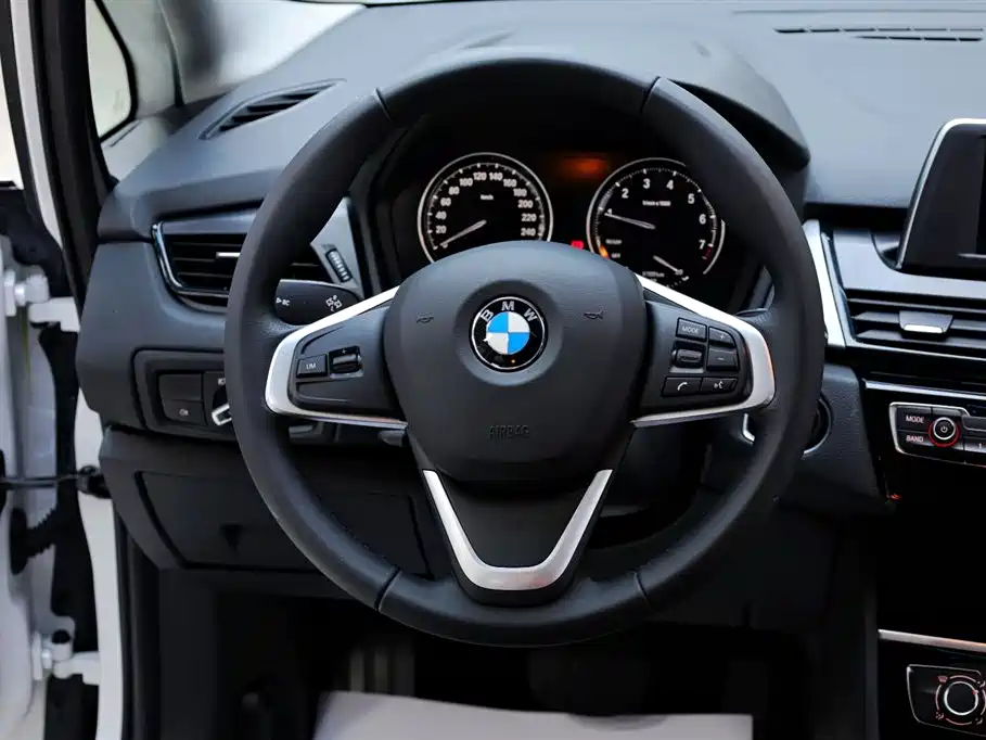 BMW 2 Series Gran Tourer 2019 220i Leading Edition