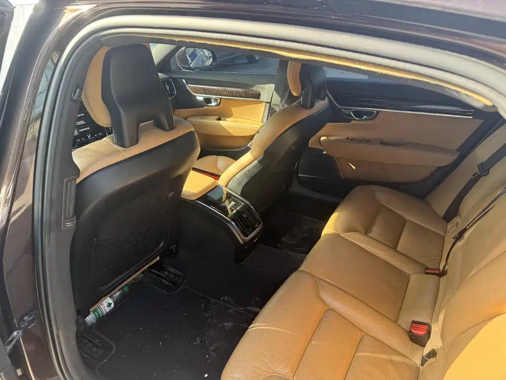 Volvo S90 2017 T4 Zhiyuan Edition