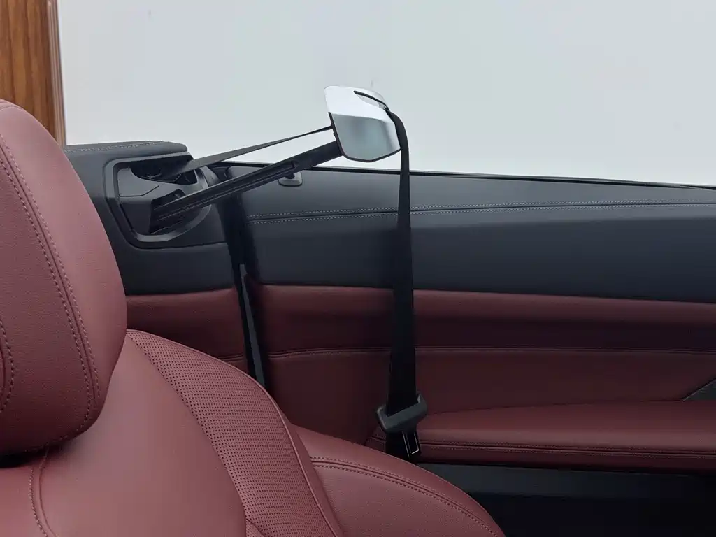 BMW 4 Series 2024 430i Convertible M Sport Night Edition - фото 13