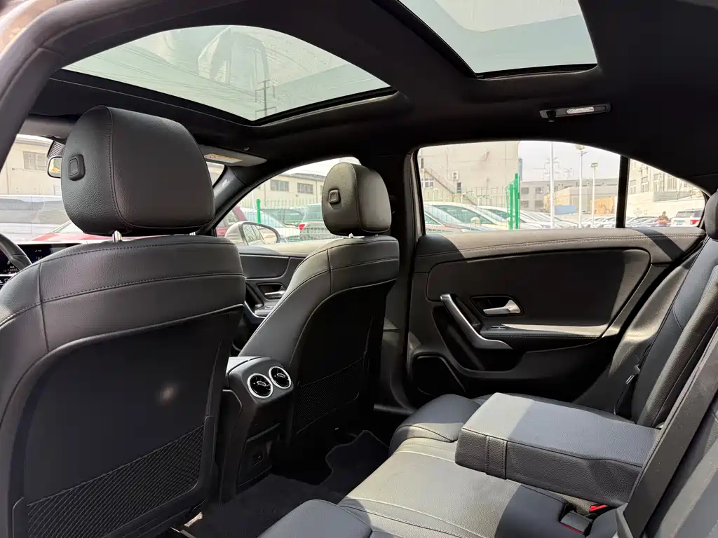 Mercedes-Benz A-Class 2021 A 200 L Sport Sedan Fashion Edition