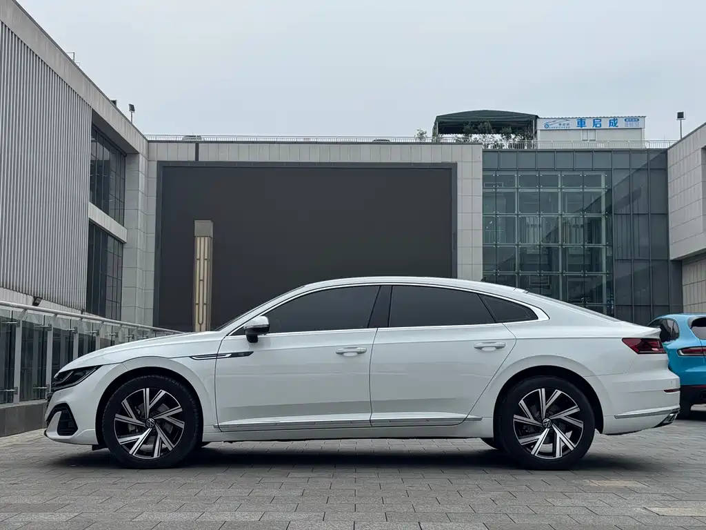 FAW-Volkswagen CC 2021 330TSI Xuanmu Edition