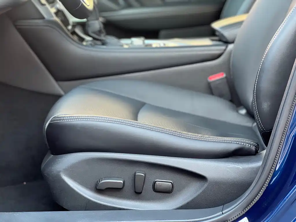 Infiniti Q50L 2021 2.0T Jinxiang Edition