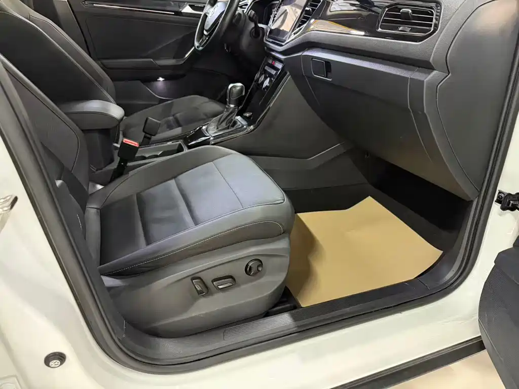 Volkswagen T-ROC 2022 280TSI DSG FWD Comfort Plus