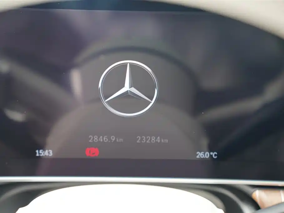 Mercedes-Benz EQE 500 4MATIC Luxury Edition 2025