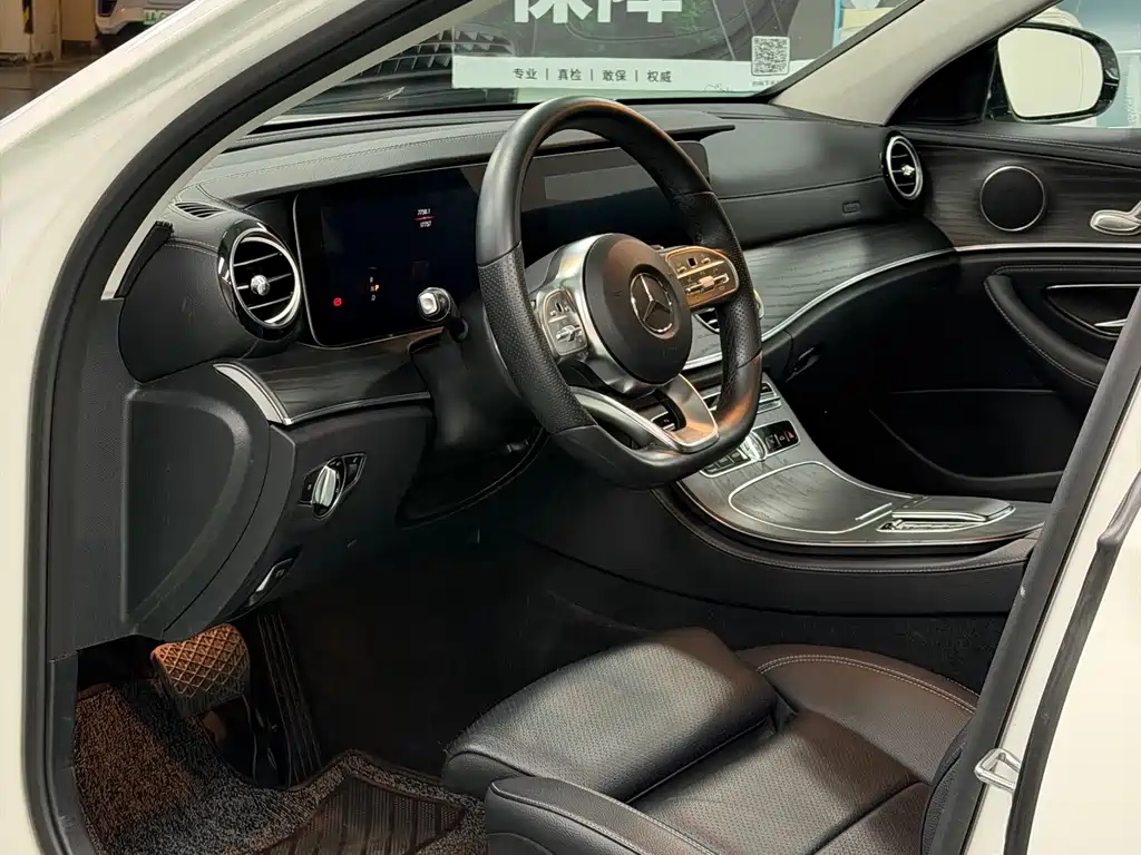 Mercedes-Benz E-Class 2019 E 260 L Sport