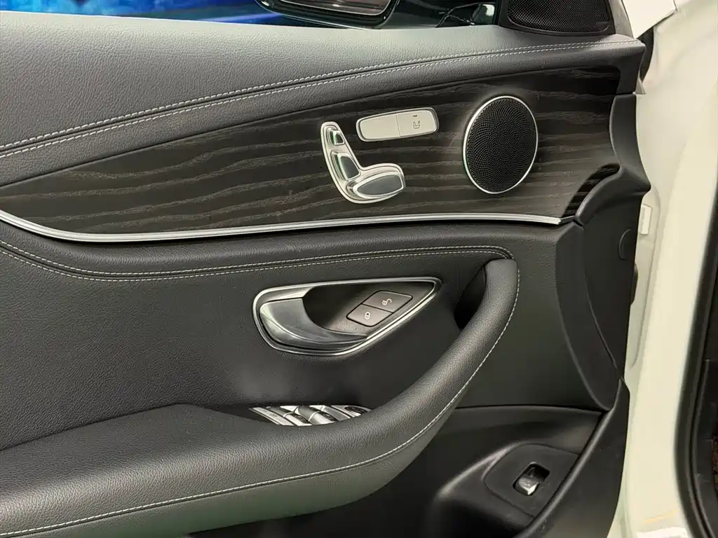 Mercedes-Benz E-Class 2019 E 260 L Sport