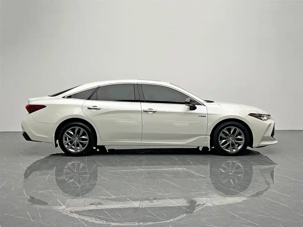 Avalon 2019 Hybrid 2.5L Luxury Edition China VI
