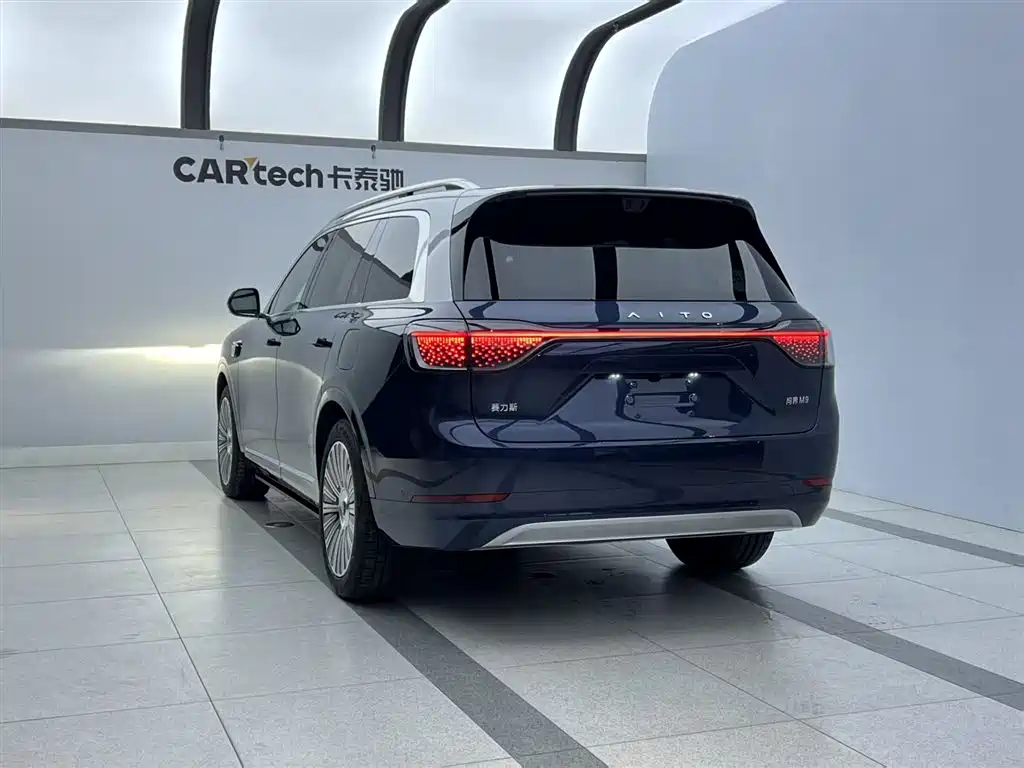 AITO M9 2025 EREV Ultra 52kWh 6-Seater (192-Line LiDAR)