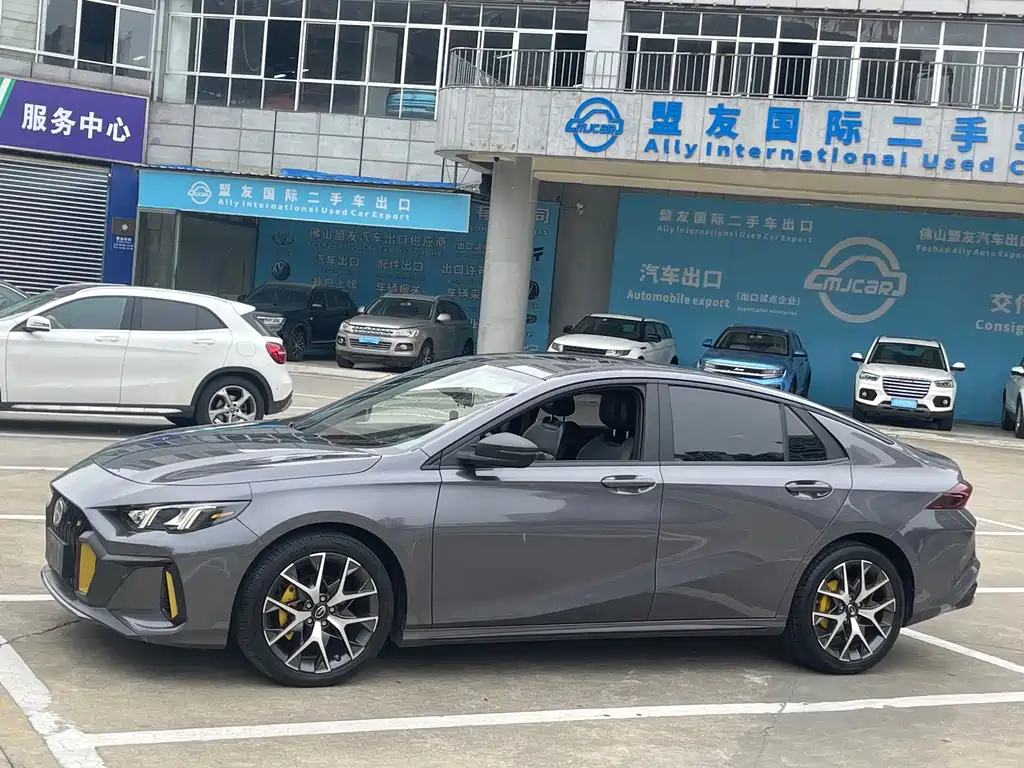 GAC Trumpchi Empow 2021 270T DCT J15 Edition