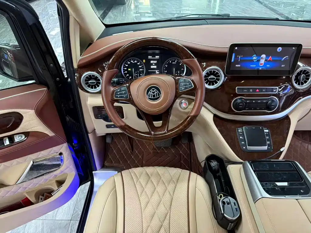 Mercedes-Benz Vito 2020 2.0T Elite Edition 9-Seater