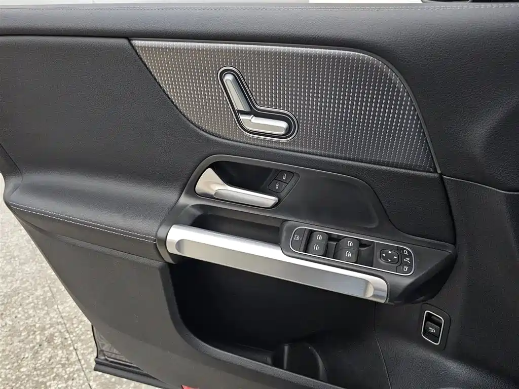 Mercedes-Benz GLB 2023 GLB 220 Dynamic Edition