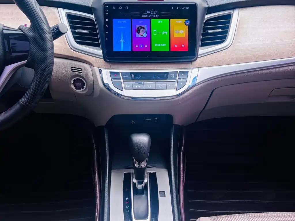 Honda Jade 2014 1.8L Automatic Comfort Elite Edition 5-Seater