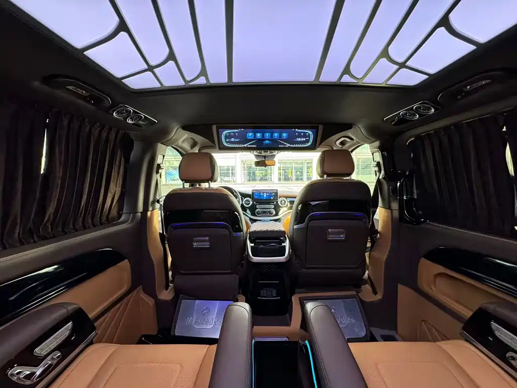 Vito 2023 2.0T Elite Edition 7-Seater