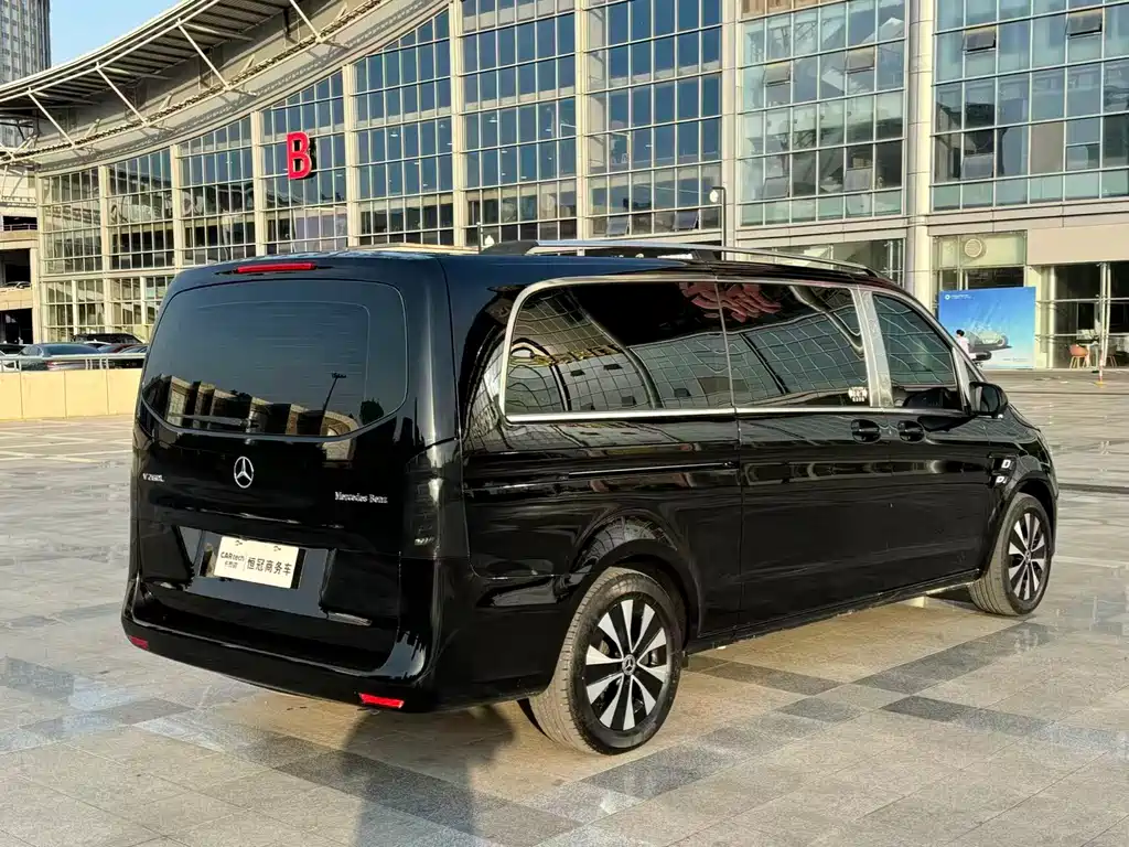 Vito 2023 2.0T Elite Edition 7-Seater
