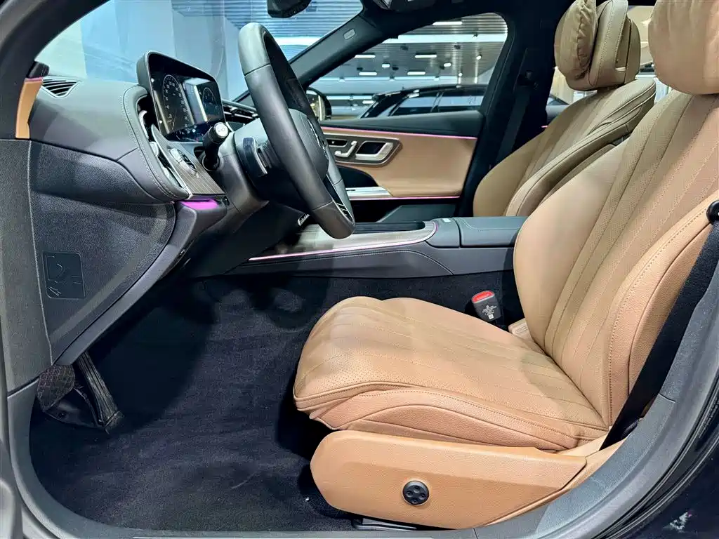 Mercedes-Benz E-Class 2024 E 300 L Fashion Edition