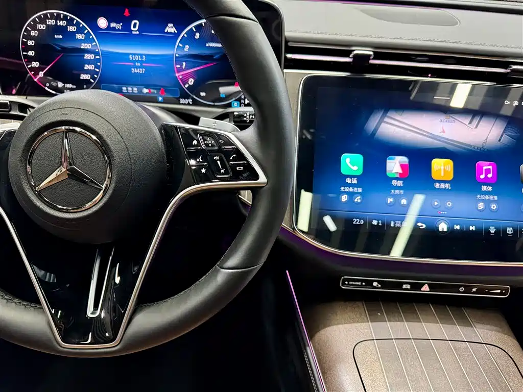 Mercedes-Benz E-Class 2024 E 300 L Fashion Edition