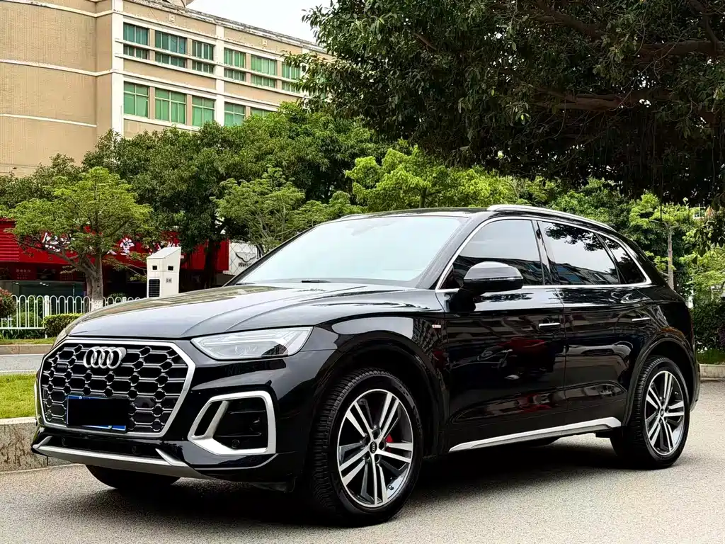 Audi Q5L 2022 40T Luxury Dynamic Edition