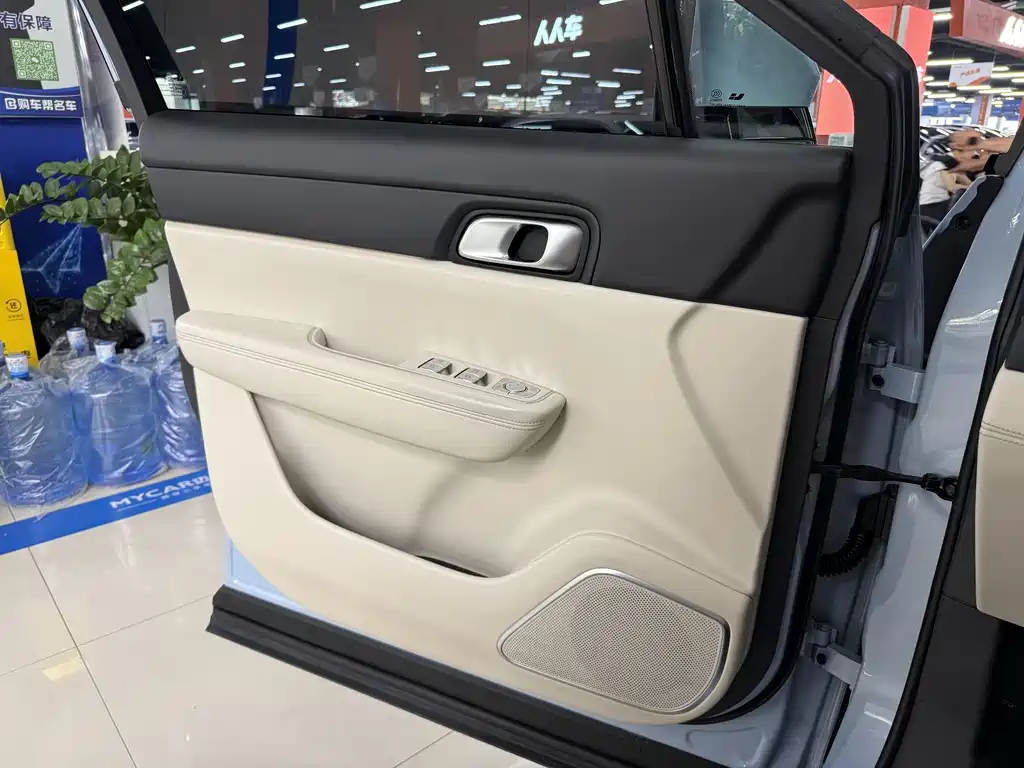 Li Auto ONE 2021 Extended Range 6-Seater