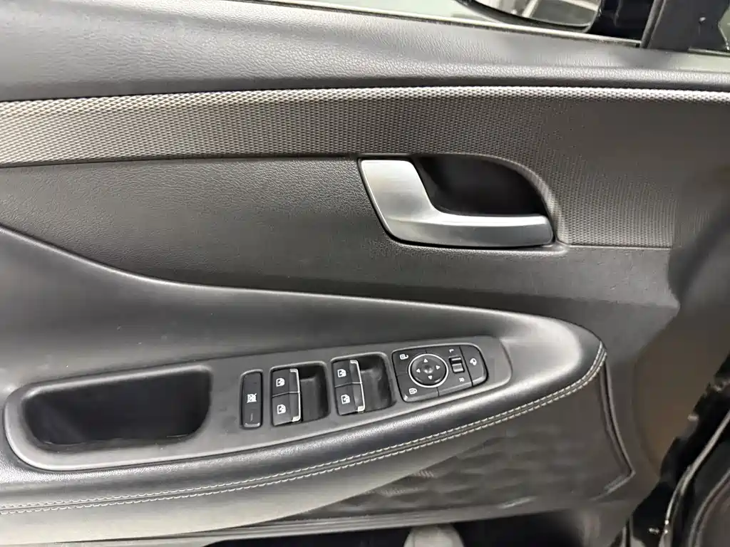 Santa Fe 2019 380 TGDi GLS Automatic FWD Luxury Edition China V