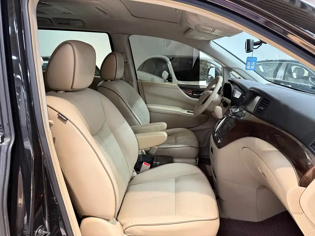 Nissan Quest 2015 3.5L SL