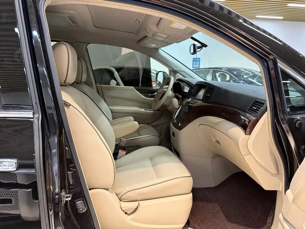 Nissan Quest 2015 3.5L SL