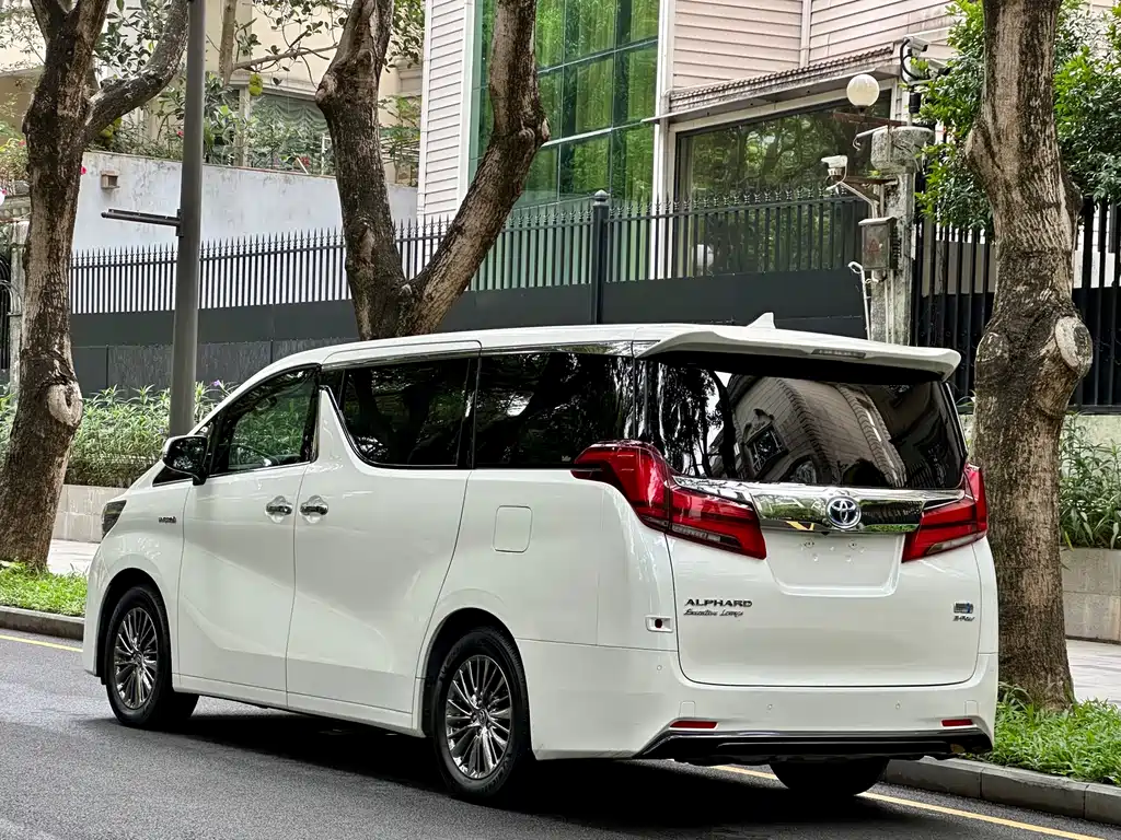 Alphard 2021 Hybrid 2.5L Premium Edition