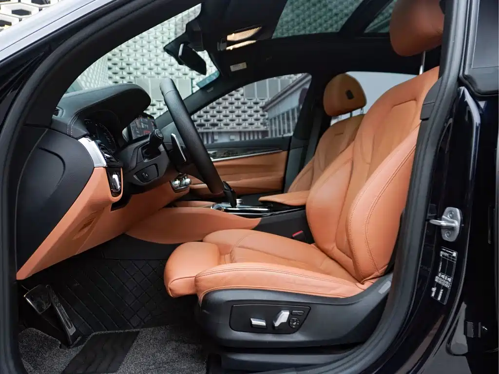 BMW 6 Series GT 2022 630i M Sport Package - фото 18