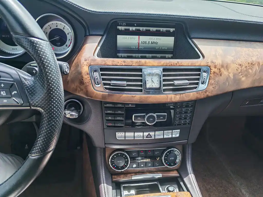 Mercedes-Benz CLS 350 CGI (2012)