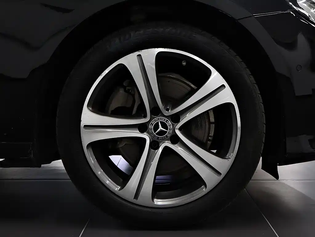Mercedes-Benz E-Class 2019 E 260 L Sport