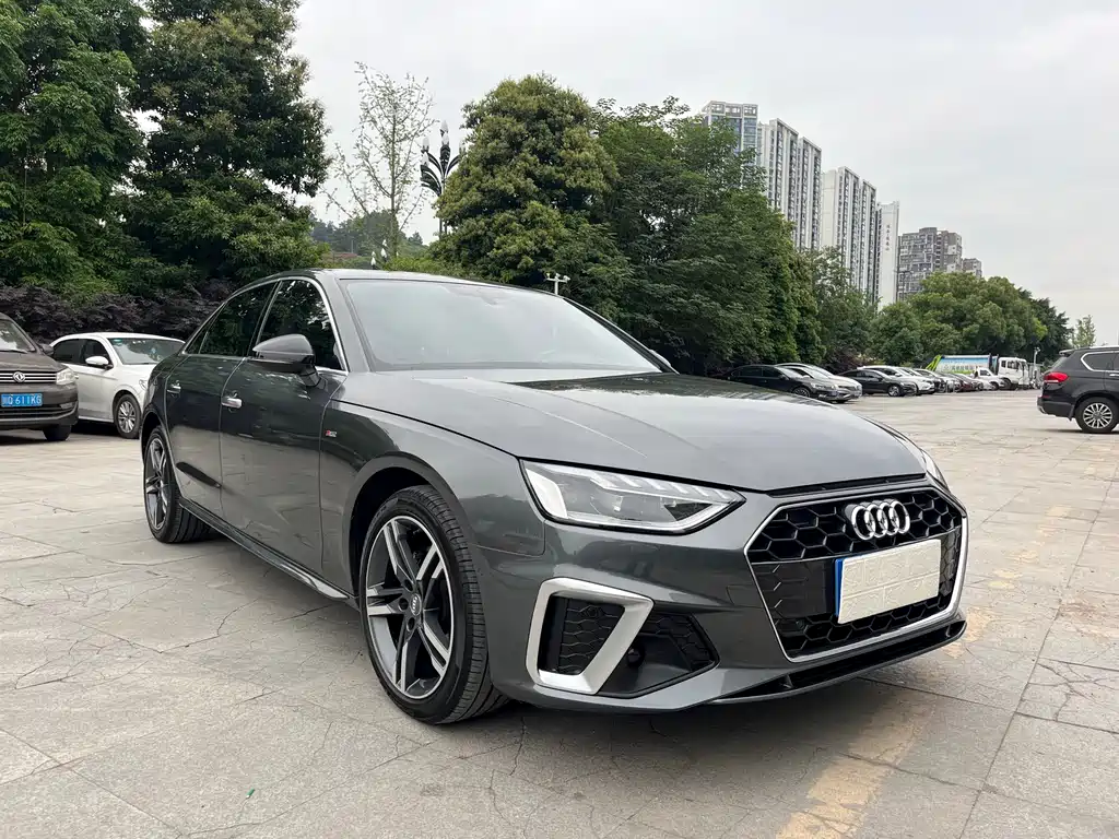 Audi A4L 2020 40 TFSI Luxury Dynamic