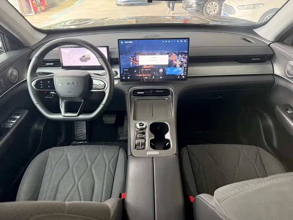 Chery Tiggo 8 PLUS 2025 290TGDI DCT Comfort