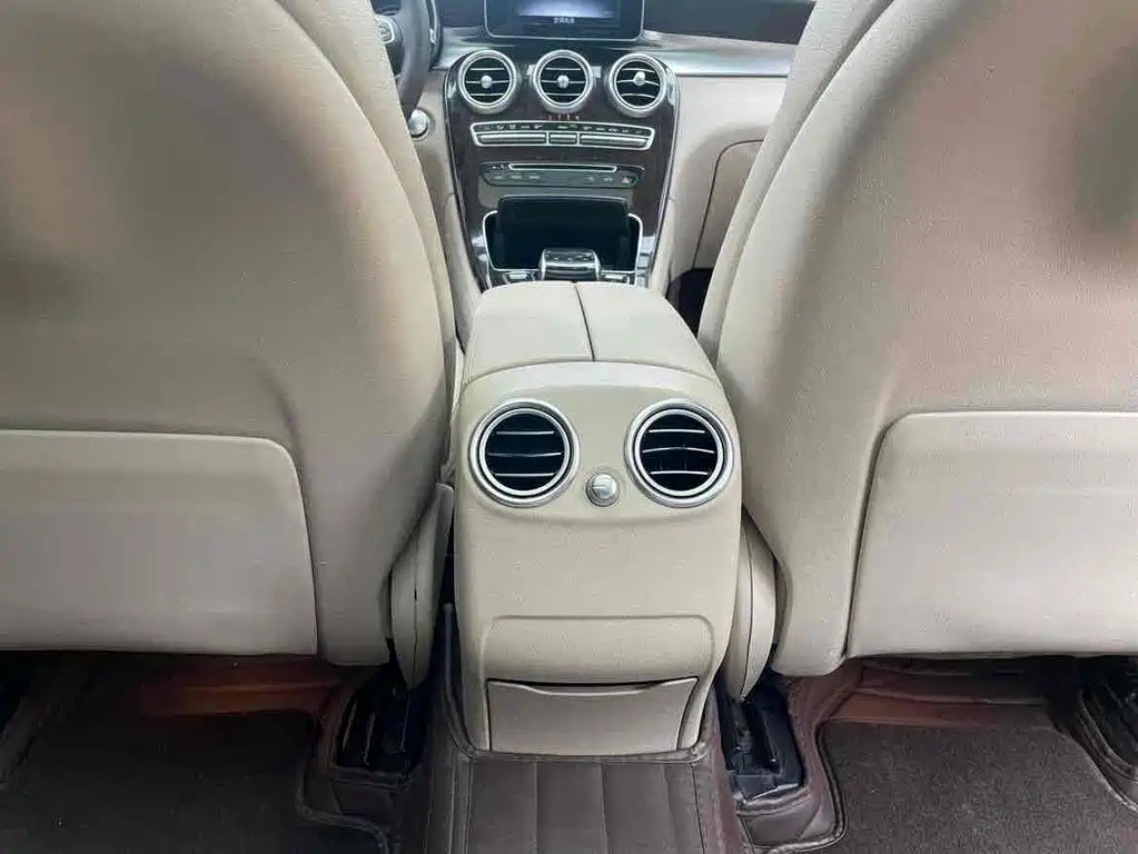Mercedes-Benz GLC 260 4MATIC Luxury