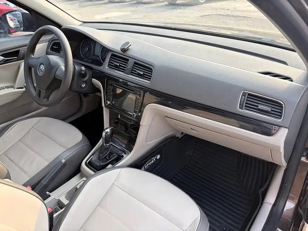 Lavida Gran Turismo 2013 1.4TSI Automatic Comfort