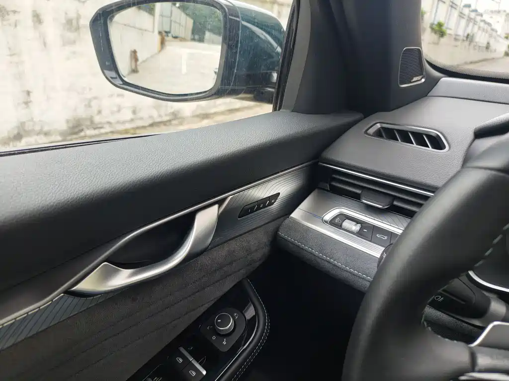 Geely Preface 2023 2.0TD Zhici Qinglu Edition