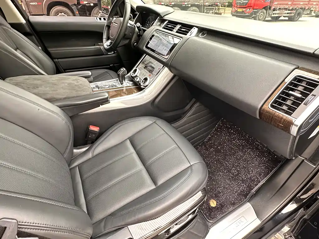 Range Rover Sport P400e HSE 2019