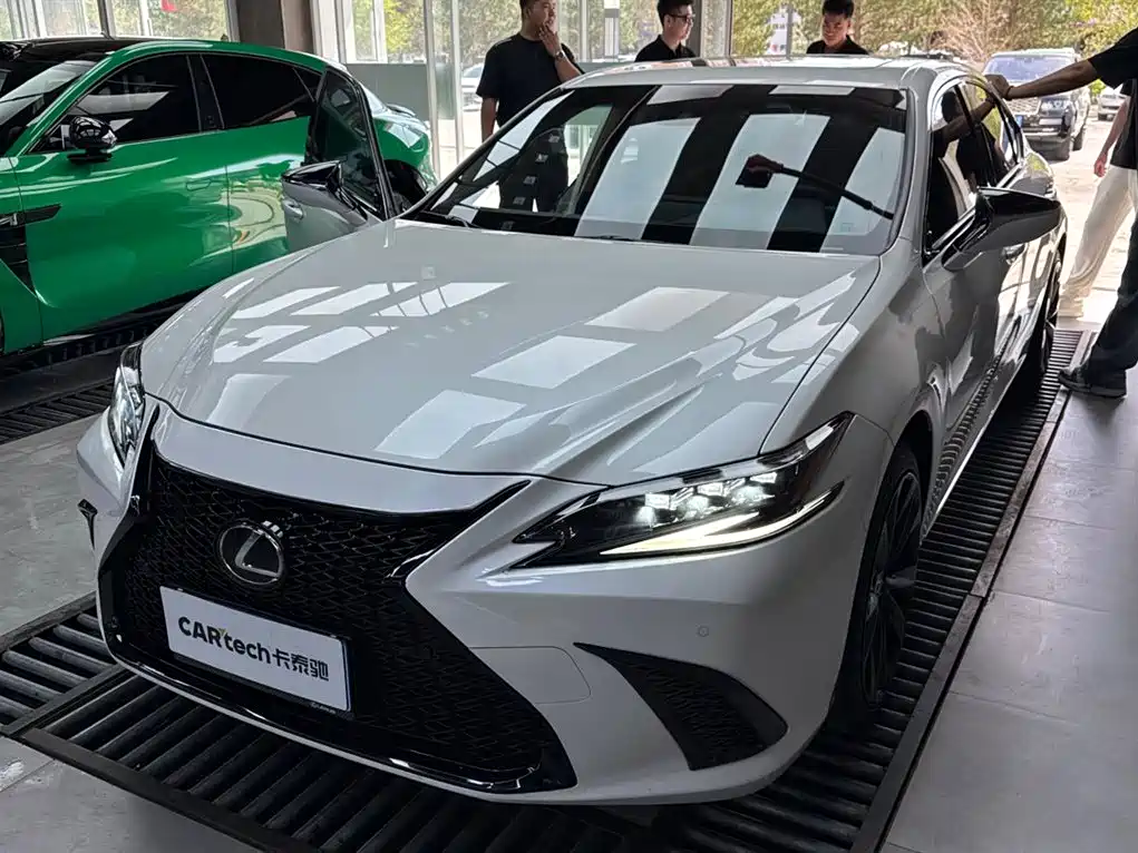 Lexus ES 2023 200 Excellence Edition