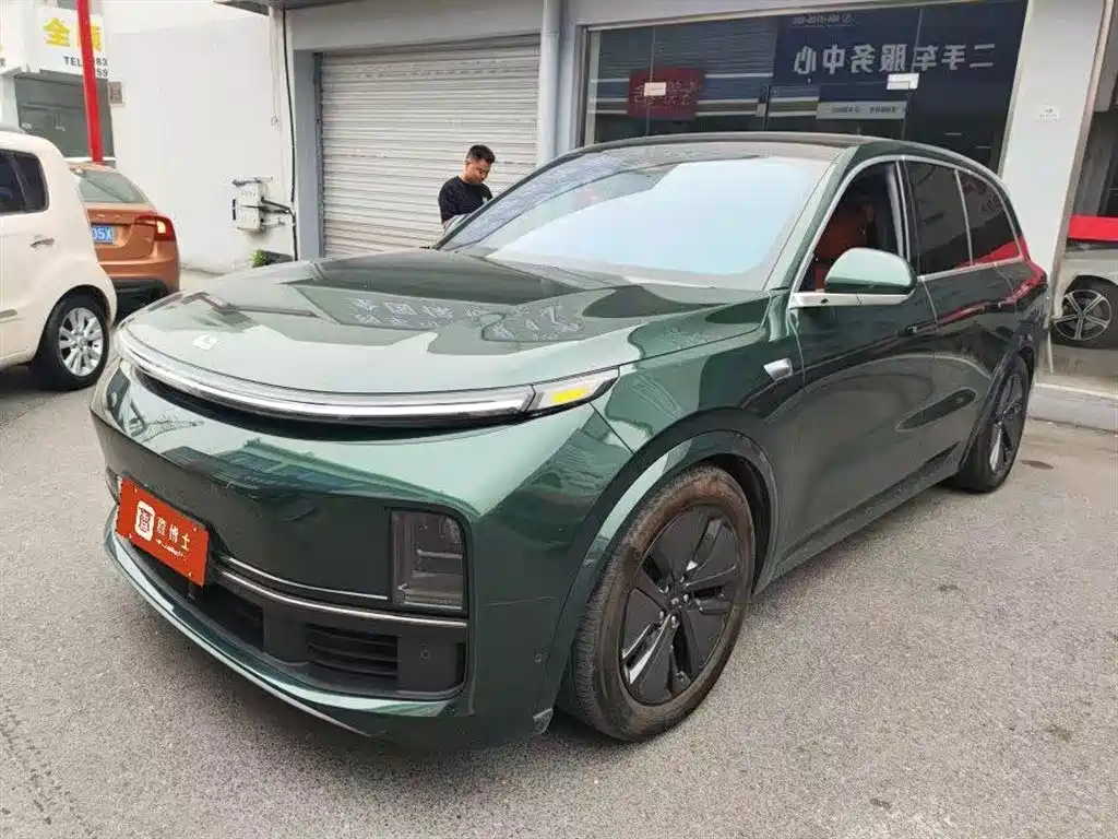 Li Auto L8 2024 Pro