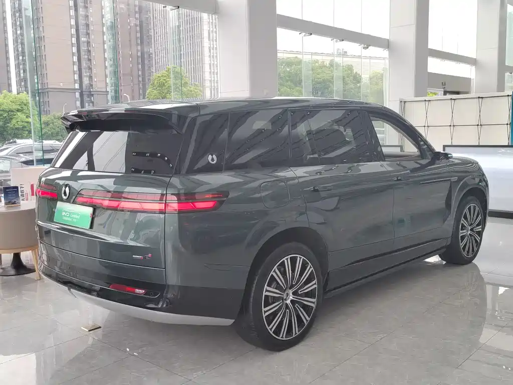 Denza N9 2025 Flagship