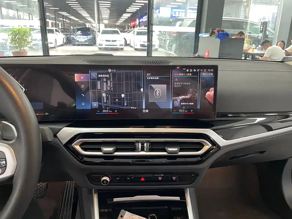 BMW 3 Series 2023 320Li M Sport Package - фото 10