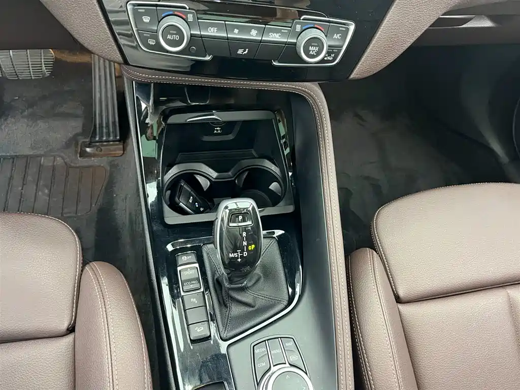 BMW X1 2021 Facelift xDrive25Li Premium Edition - фото 9