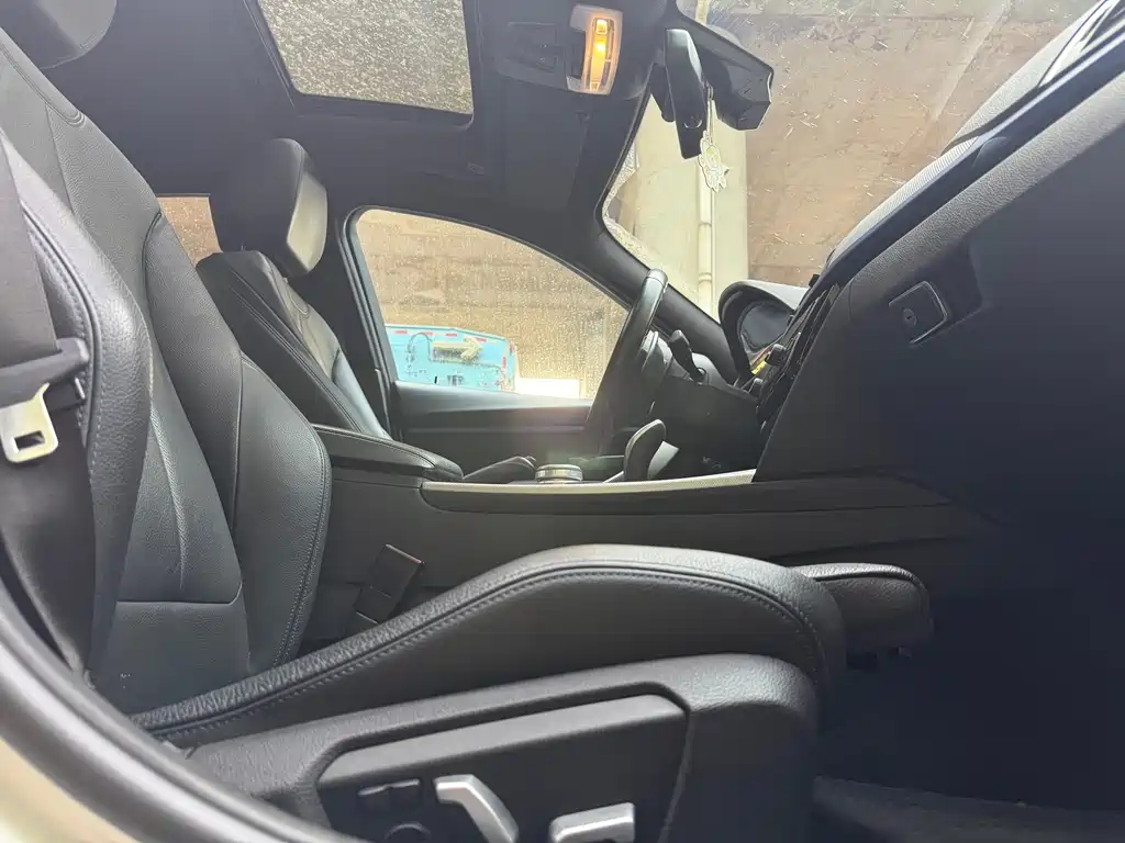 BMW 3 Series 2019 320i M Sport Package