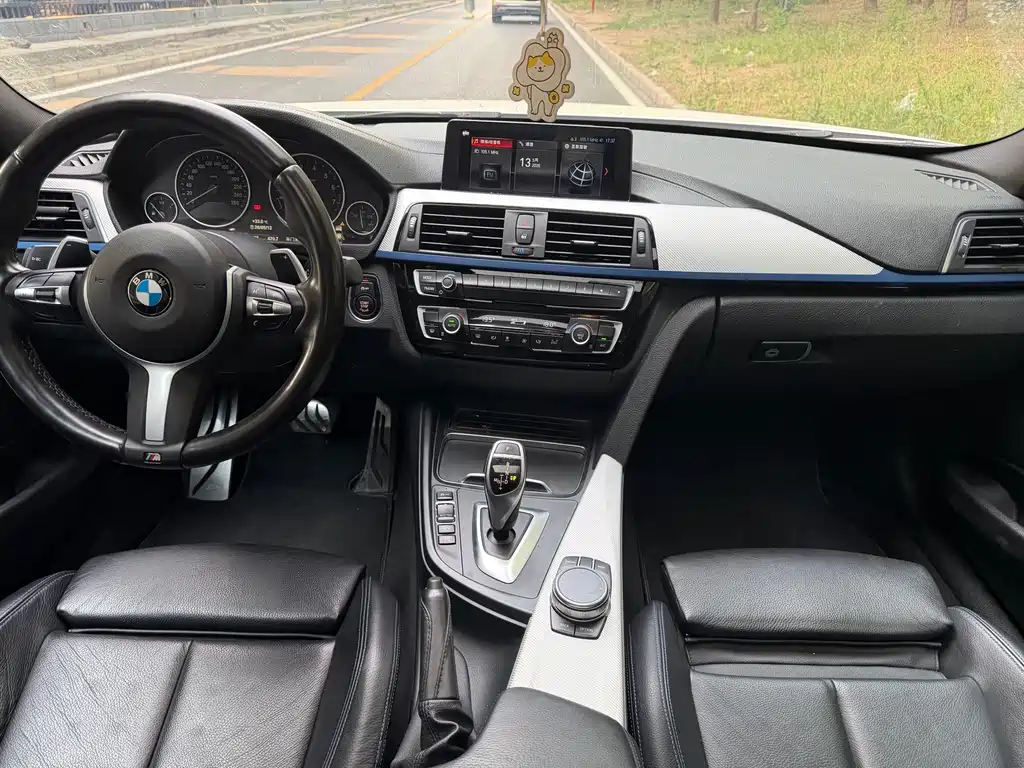 BMW 3 Series 2019 320i M Sport Package