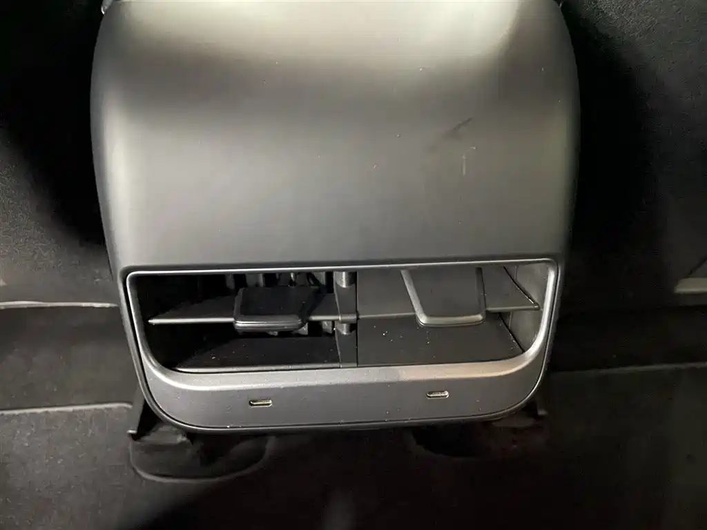 Tesla Model Y 2022 RWD