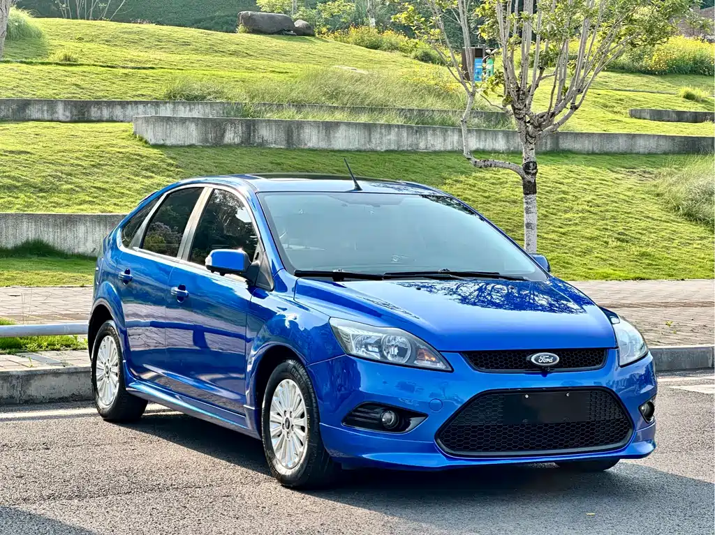 Ford Focus 2013 Hatchback Classic 1.8L Automatic Fashion Edition