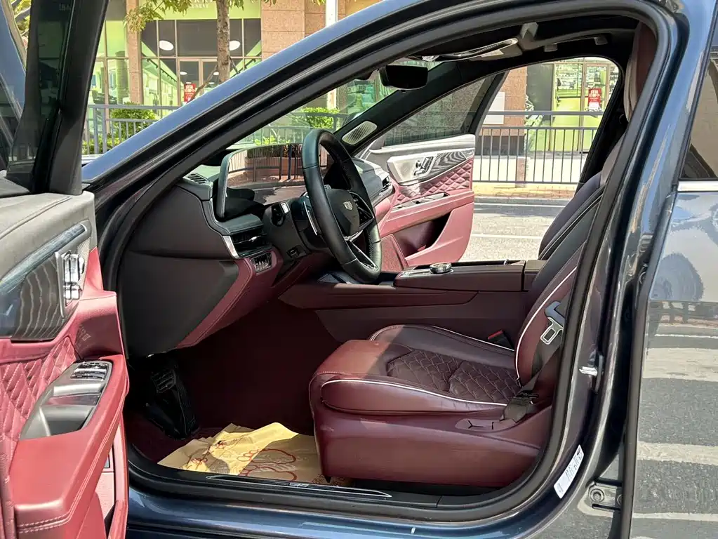 Cadillac CT6 2023 model 28T Prestige