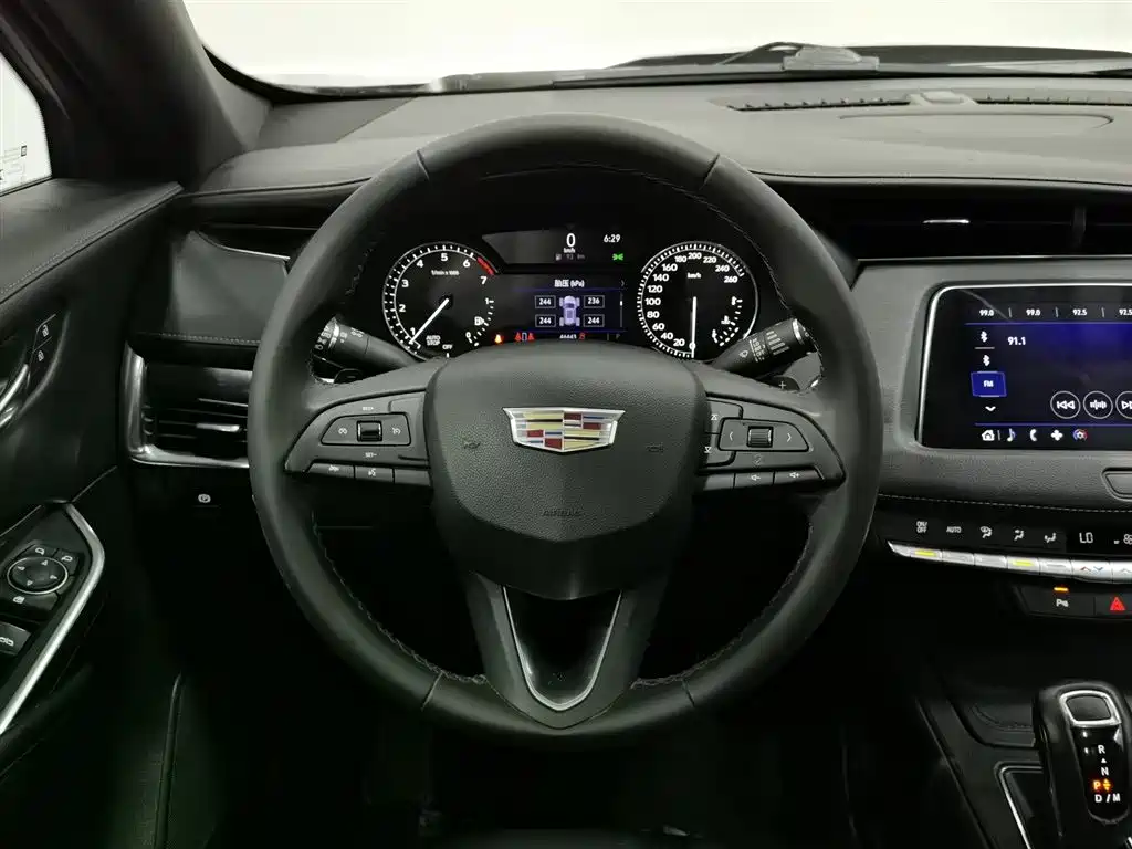 凯迪拉克XT4 2018款 28T 两驱技术型