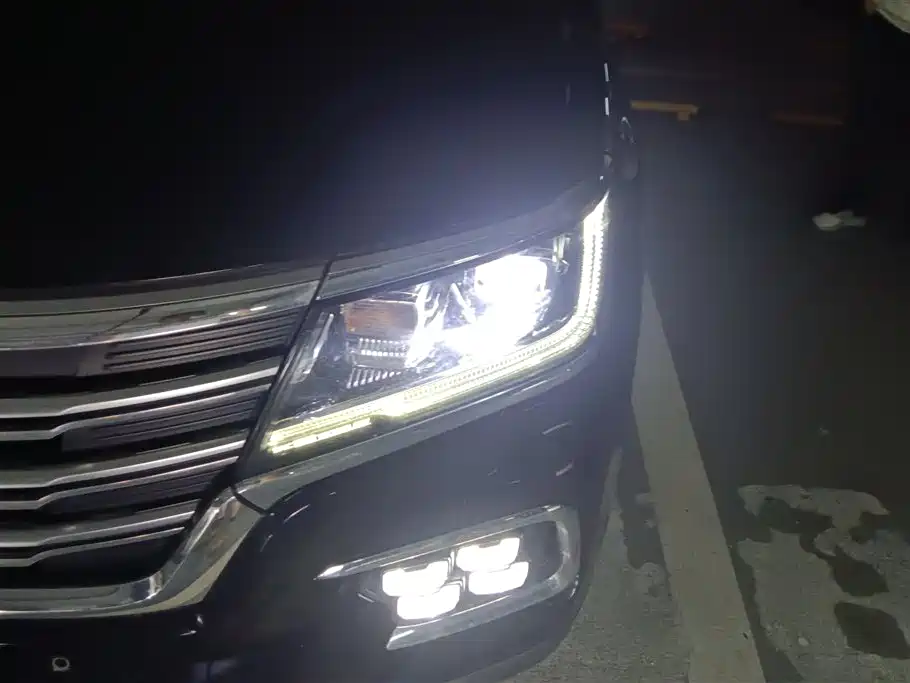 Roewe RX8 2019 30T AWD Flagship Edition