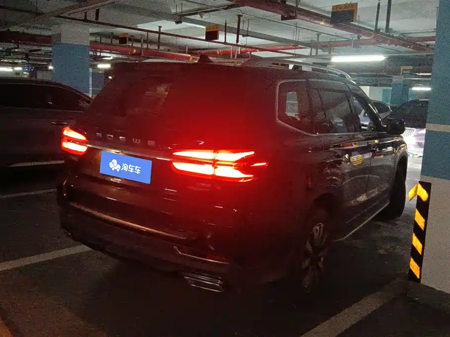 Roewe RX8 2019 30T AWD Flagship Edition