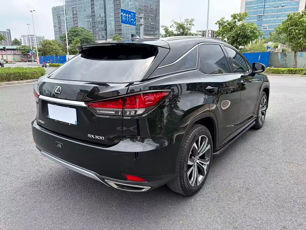 Lexus RX 2020 Facelift 300 AWD Elegant Edition